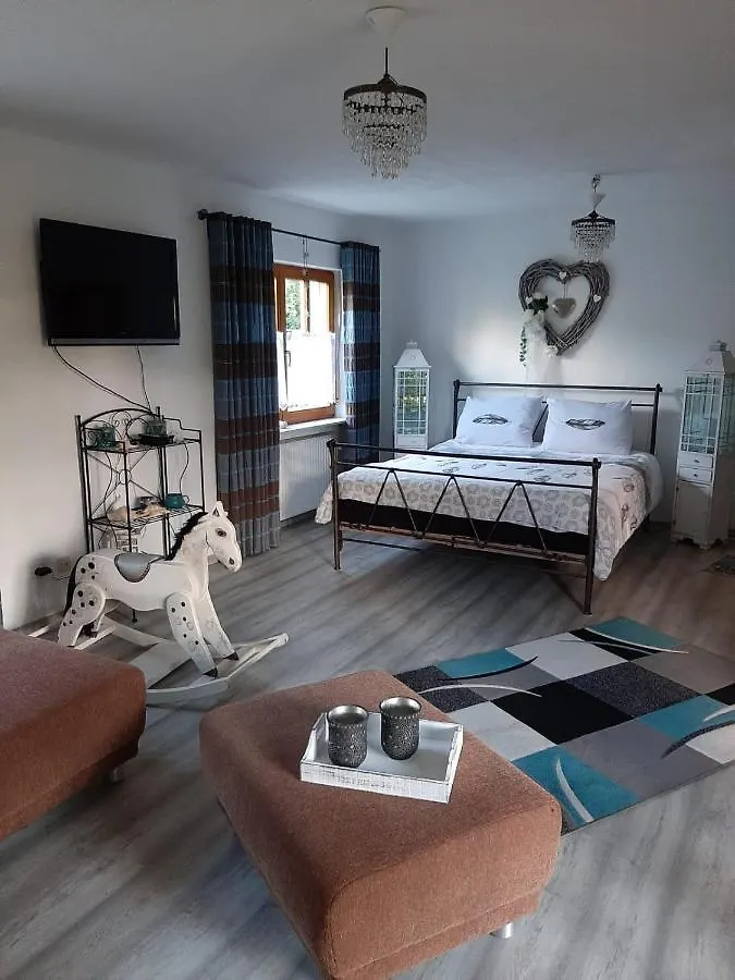 B&B Neuses Am Brand Sonnefeld Bed & Breakfast