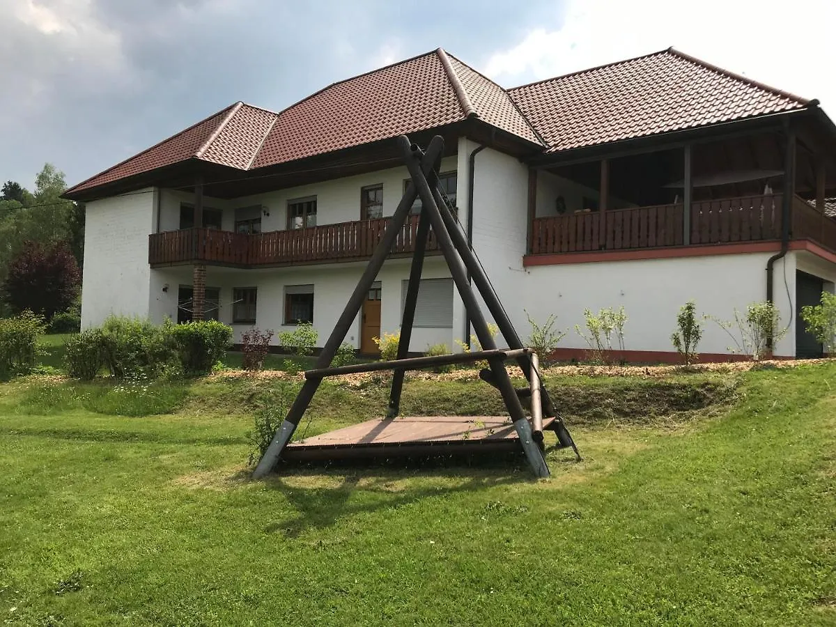 B&B Neuses Am Brand Sonnefeld 0*,  Germany
